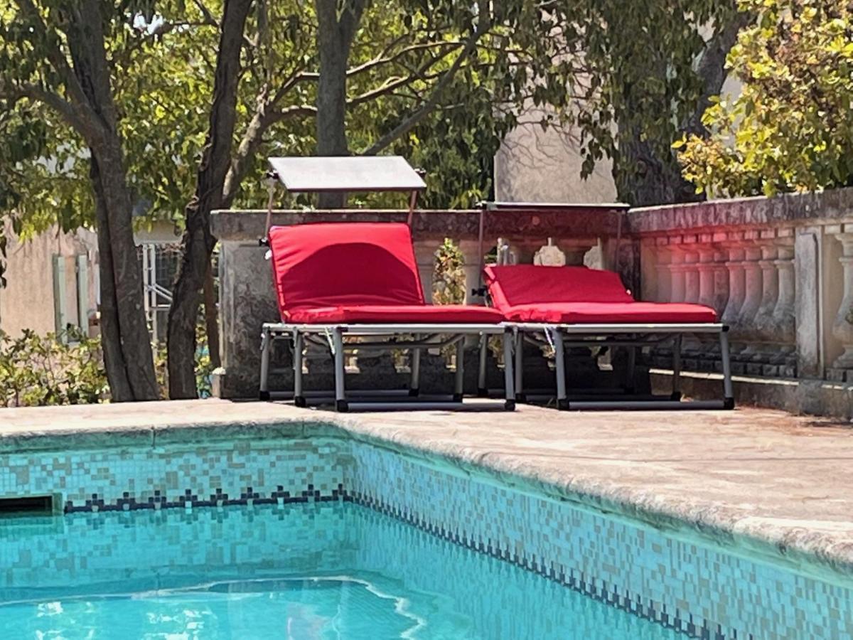 Maisonnette Independante Avec Jardin/Patio Nîmes Exteriör bild